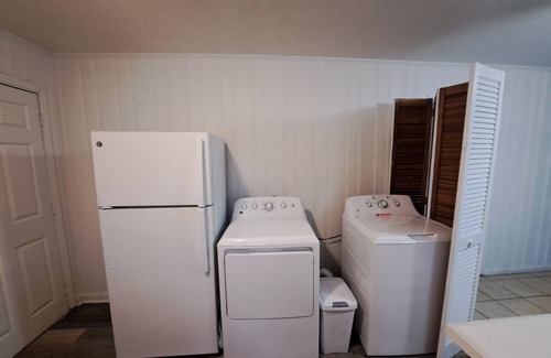 Winston - Salem Casa | Welcoming 2-bedroom house with WiFi in Winston-Salem