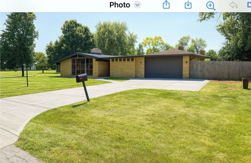 Lawrence Casa | Welcoming 2-bedroom house with AC in Indianapolis