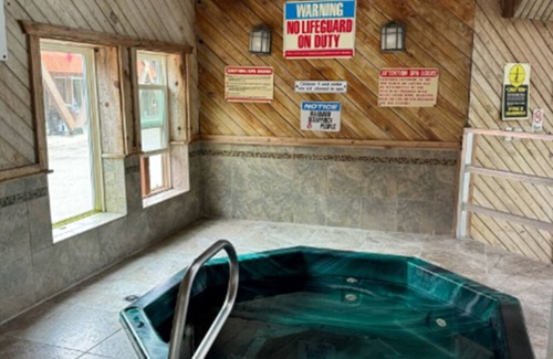 Red Lodge Condominio | Welcoming 2-bedroom condo 6.1 miles from Red Lodge Mountain Ski Resort