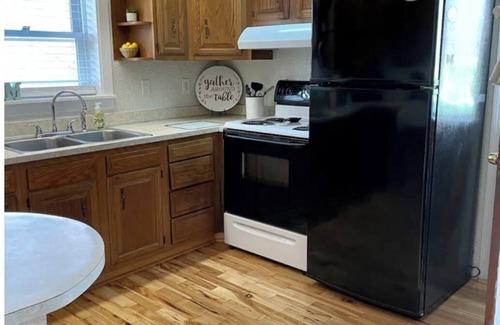 Summerlee Cabaña | Welcoming 2-bedroom cottage in the heart of New River Gorge National Park