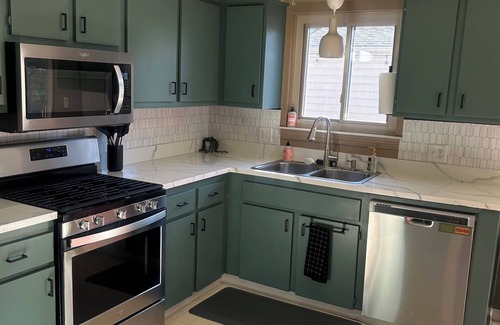 Anchorville Casa | Welcoming 3-bedroom house with AC/fenced in yard in Clinton Township