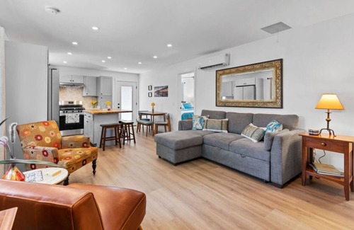 Clairemont Casa | Welcoming 3-bedroom bungalow close to all with AC in sunny San Diego