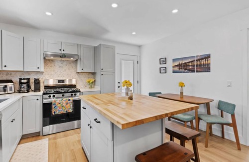 Clairemont Casa | Welcoming 3-bedroom bungalow close to all with AC in sunny San Diego