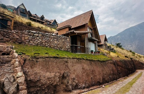 Cusco Casa | Welcoming 3-bedroom house with WiFi in charming Cuzco. Urubamba-Sacred Valley