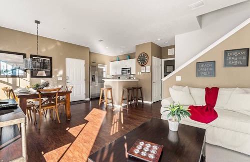 Kissimmee Villa | Welcoming 4 BR Sleeps 10 Guests WL2901