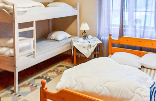 Dala-Husby Casa | Alojamiento de 2 habitaciones en Myckelby
