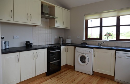 Castleblayney Cabaña | Welcoming cottage with WiFi in charming Castleblayney , County Monaghan