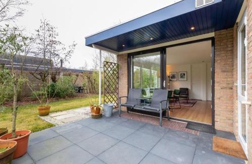 Wolphaartsdijk Casa | Welcoming Family Home