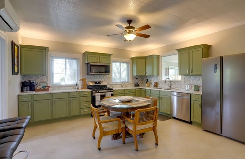 Port Clinton Casa | Welcoming Port Clinton Vacation Rental!