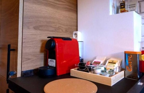 Sector 4 Apartamento | Welcoming & Relaxing One-bedroom apartment with AC in vibrant Bucharest Central