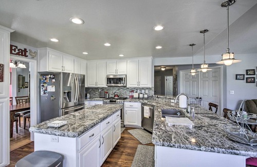 Tehachapi Casa | Welcoming Tehachapi Home w/ Deck & Grill!