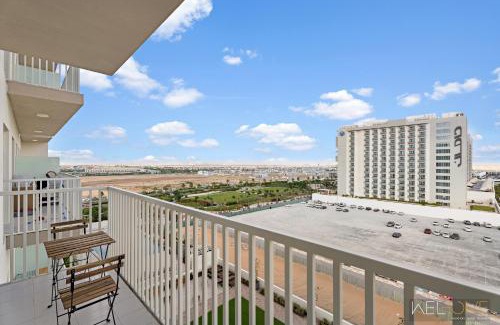 Dubai Apartamento | WelHome - Breathtaking View 1BR Apt in Damac Hills 2