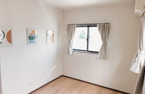 Taketomi-jima Taketomi-cho Casa | WELL/石垣島の市街地にあるオシャレな家