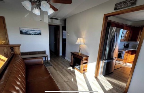 Summerlee Casa | Well-Appointed 2br house 10 mins to New River Gorge National Park