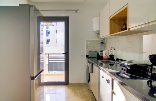 Cite Al Mohammadi Apartamento | well-appointed apartment, 7-minute drive from the beach and water park.