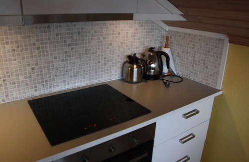 Songdalen Apartamento | Well equipped apartment - nice host - quiet, beautiful area - top rated