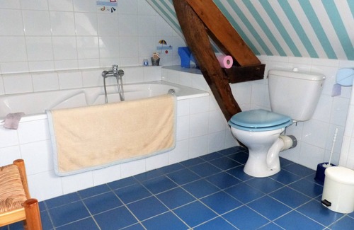 Lureuil Cabaña | Casa familiar bien equipada, en un gran parque arbolado con juegos al aire libre