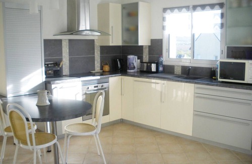 Plomodiern Casa | tranquila casa bien equipada en el vallado de 1700m2 cerca de las playas