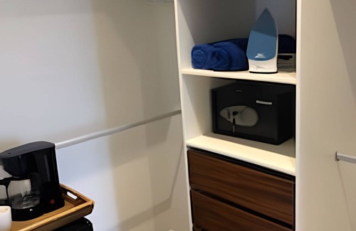 La Veleta Condominio | Estudio Lock- Off bien equipado para dos 101 Norte
