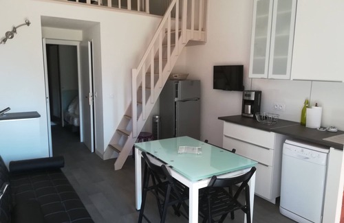Saint-Cyprien Plage Villa | Villa bien expuesta con 2 terrazas, cerca del mar y tiendas.