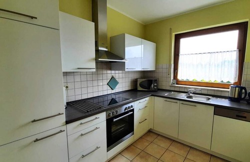 Osann Apartamento | Casa de vacaciones bien cuidada en medio de los viñedos. Apartamento 1, vacaciones cortas bajo petición