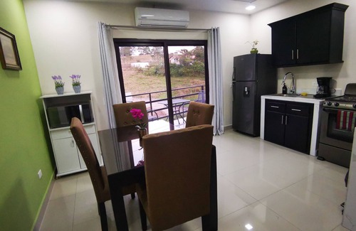Santa Rosa Copan Condominio | Descubre un condominio seguro, con aire acondicionado y estratégicamente ubicado