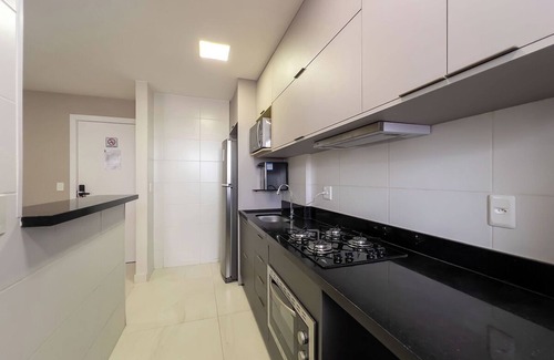 Aguas Claras Apartamento | Well-located apt in Aguas Claras Rmh1511