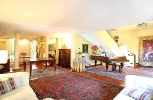 Arcore Apartamento | Casa bien ubicada para visitar el norte de Italia, los lagos Brianza, Como y Lecco, Monza