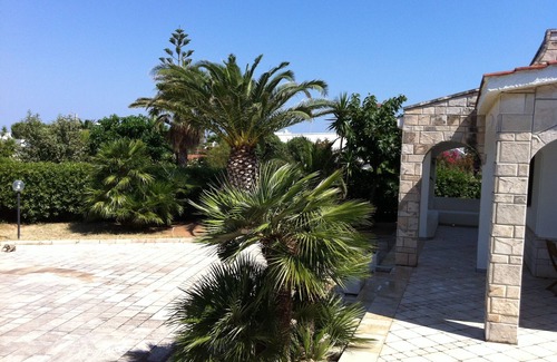 Villanova Casa | Bien mantenido casa de estilo mediterráneo, a sólo 450 metros del mar, 2-6 personas