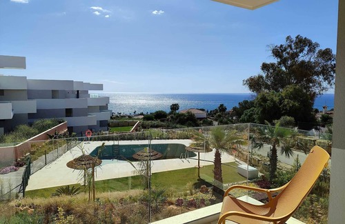 Alcorrin Apartamento | Apartamento moderno con vistas al Mediterráneo