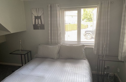 Tring Casa | Wellbrook Rooms