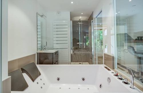 Klingenthal Apartamento | Wellholidays 19 - appartement balnéo et terrasse piscine