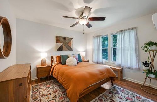 Woodfin Casa | Wellington Cottage 2br Modern Boho