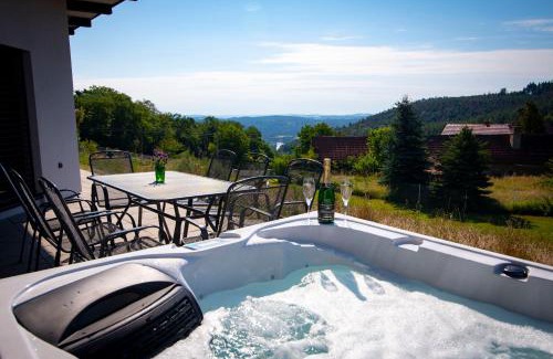 Necin Casa | Wellness bungalov - vodní nádrž Slapy - 40km od Prahy