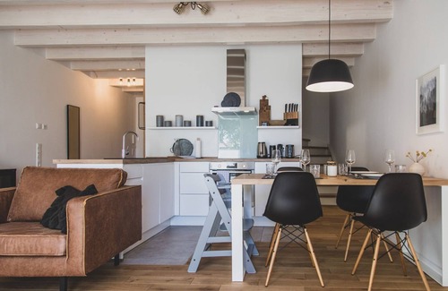 Upleward Apartamento | Wellness für die Seele in der Schönen Fewo Geertje im Gulfhof Boomgaarden mit Traumhaften Obstgarten