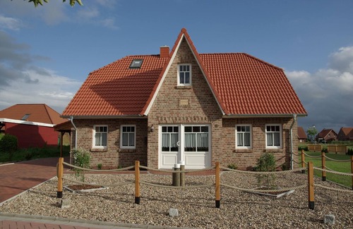 Krummhoern Casa | Bienestar Casa para 8 pers. con sauna y chimenea, cochera y patio