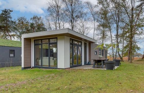 Municipality of Hellendoorn Chalet De Esquí | Wellness Lodge Hottub on the Salland Ridge in Hellendoorn