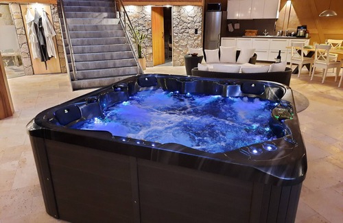 Freital Apartamento | Wellness-Speicher vacation apartment with sauna, whirlpool, breakfast and more