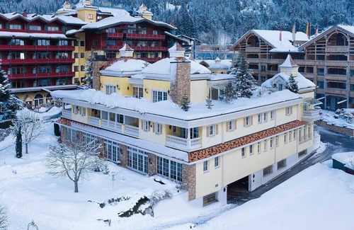 Maurach Complejo | Wellnessresidenzsuite 75m² - El lugar de poder alpino - Alpenrose / Cocoon Lodge