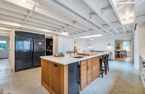Amagansett Casa | Wells Villa by Rove Travel - Family Home with Pool & Sauna