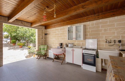 Monopoli Cama Y Desayuno | B & B La Maison-D - Suite Cascata, campo de Monopoli, WiFi, a / c, priv. parque.