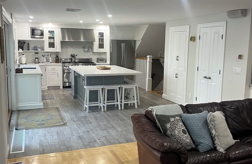 Centerville Casa | ¡Wequaquet Lake Dream con muelle privado, mira nuestro video! Pregunte por las ofertas especiales!