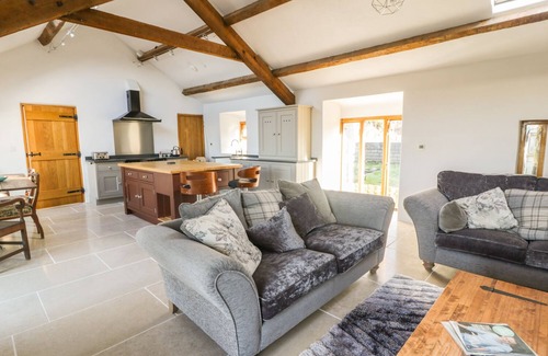 Dinas Cabaña | Wern Olau Cottage, GROESLON