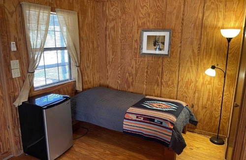 Bandera Casa | West 1077 Guest Ranch - Buckeye Room 3