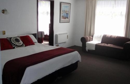 Queenstown Hotel | West Coaster Motel