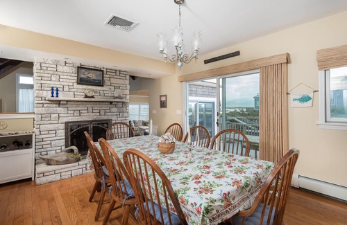 West Dennis Casa | West Dennis Waterfront with Deep Water Dock
