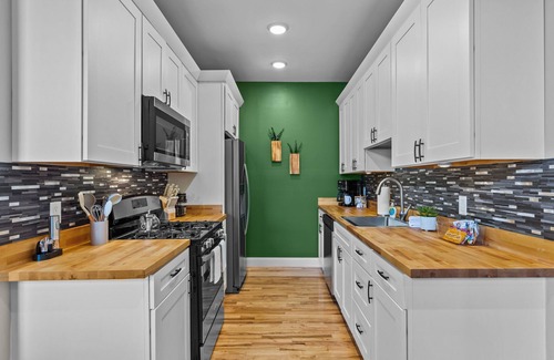 Central West End Casa | Nuevo Townhome 2 de 2 cerca del Hospital Judío Barnes | JZ Alquileres vacacionales