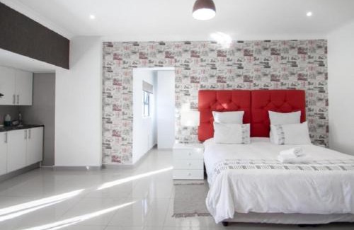 Milnerton Casa | West Gemini Guesthouse