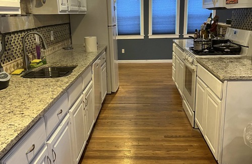West Hartford Apartamento | West Hartford Center Apartment