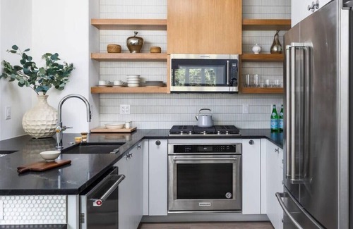 Treemont Casa | West Lake, Kitchen, Private | The Gem - Portoro